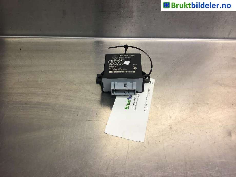 Styreenhet diverse til VW Transporter / Caravelle 2009-2015 (Fase 2) (T5) (T5) (VOLKSWAGEN|)
