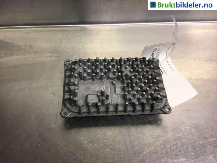 Styreenhet xenon/ballast til Mercedes EQC 2019-->> (MERCEDES|A 247 900 28 10|)