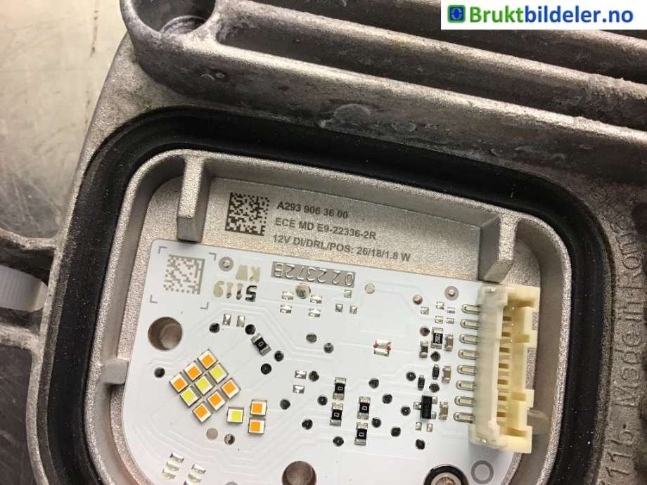Styreenhet xenon/ballast til Mercedes EQC, 2019-->>  (MERCEDES|A 293 906 36 00)