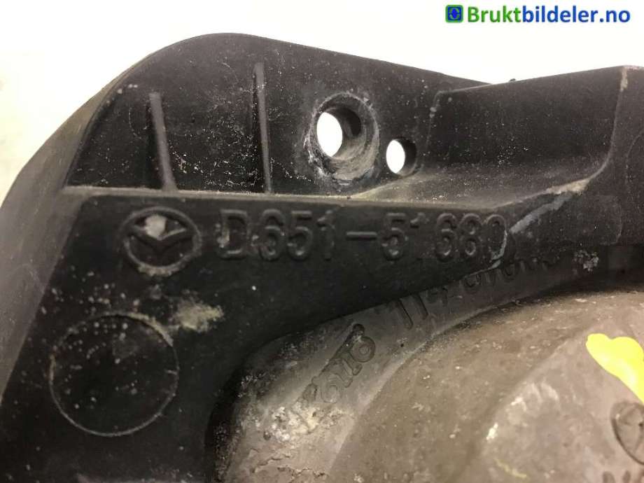 Tåkelykt høyre foran til Mazda 2 2007-2010 (Type II, Fase 1)  (MAZDA|D65151680A|)