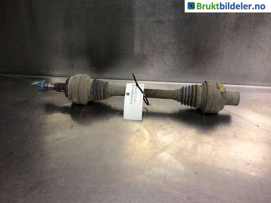 Drivaksel venstre bak, elbil til Mercedes EQC, 2019-->>  (MERCEDES|A 293 350 11 00)