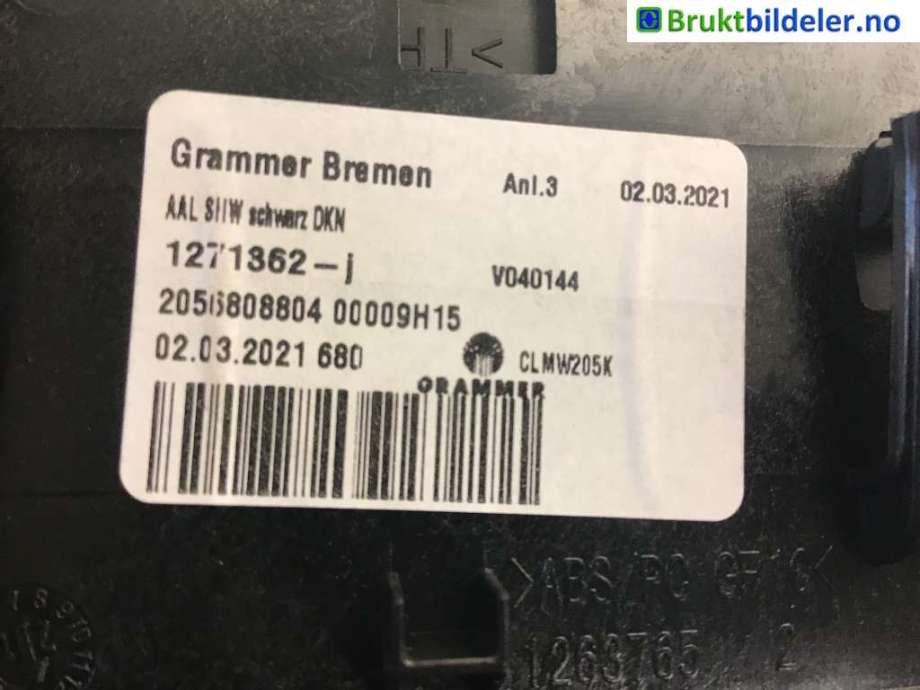 Sete armlene lokk til Mercedes EQC 2019-->>  (MERCEDES|A 205 680 88 04  9H1|)