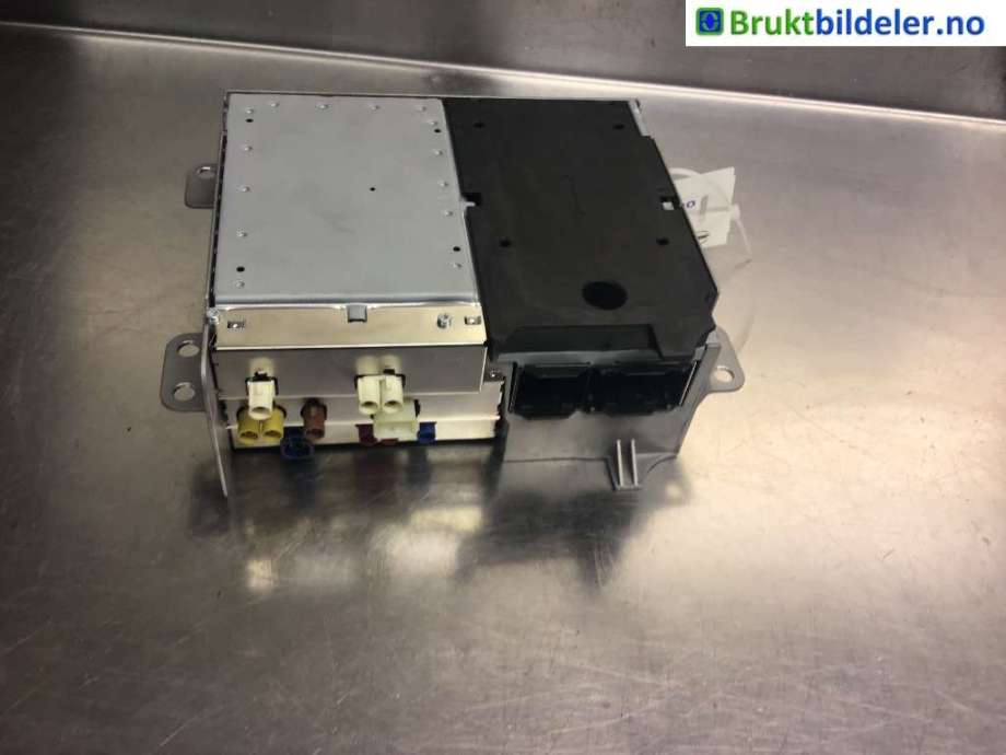 Bilstereo til Mercedes EQC 2019-->>  (MERCEDES|A 253 900 30 08|)