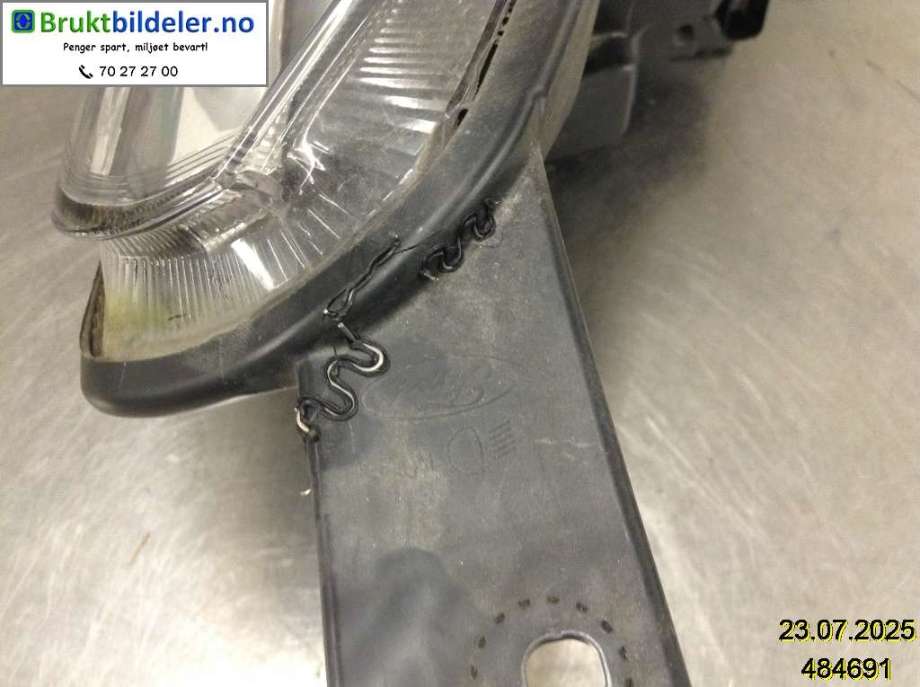 Frontlykt venstre halogen til Ford Fiesta 2017-->> (Type VII) (FORD|J1BB-13101-AE|)