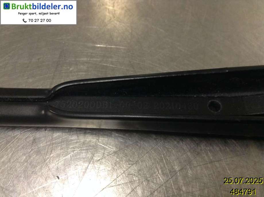 Viskerarmer frontrute til XPeng G3 2021-->>  (XPENG|7520200DB1|)