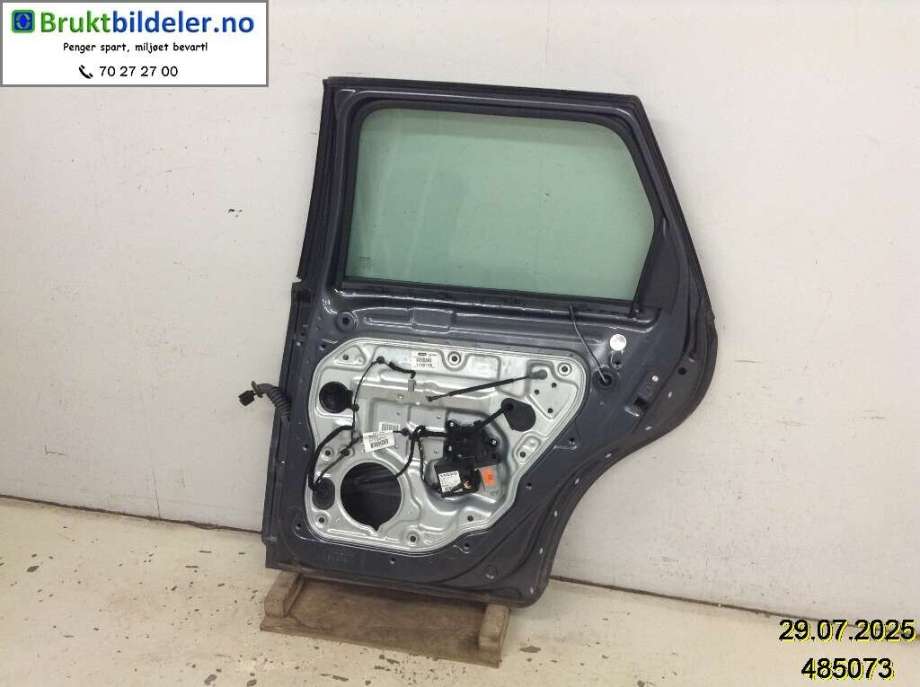 Dør høyre bak til Volvo V50 2007-2012 (Fase 2)  (VOLVO|31335470|)