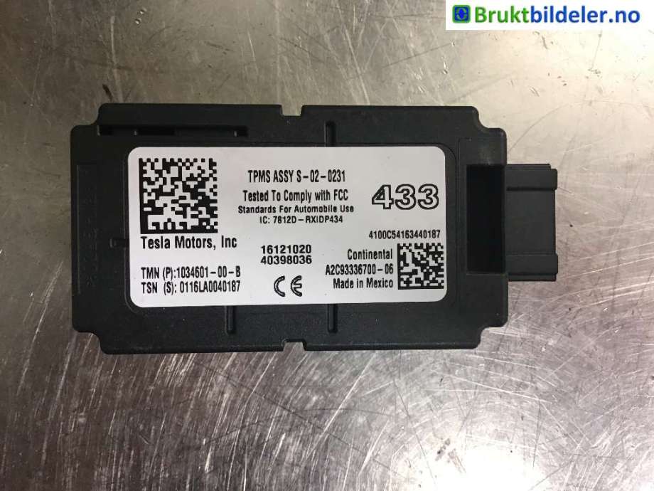 Sensor dekktrykk til Tesla Model X, 2016-->>  (TESLA|1034601-00-B)