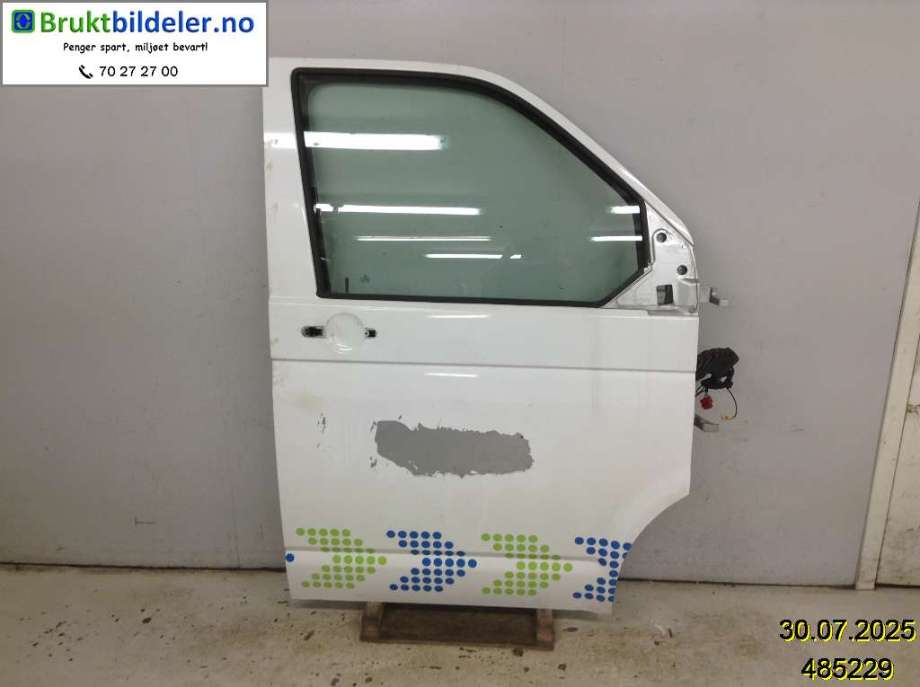 Dør høyre 2dørs til VW Transporter / Caravelle, 2009-2015 (Fase 2) (T5) (T5) (VOLKSWAGEN|7LA 831 056)