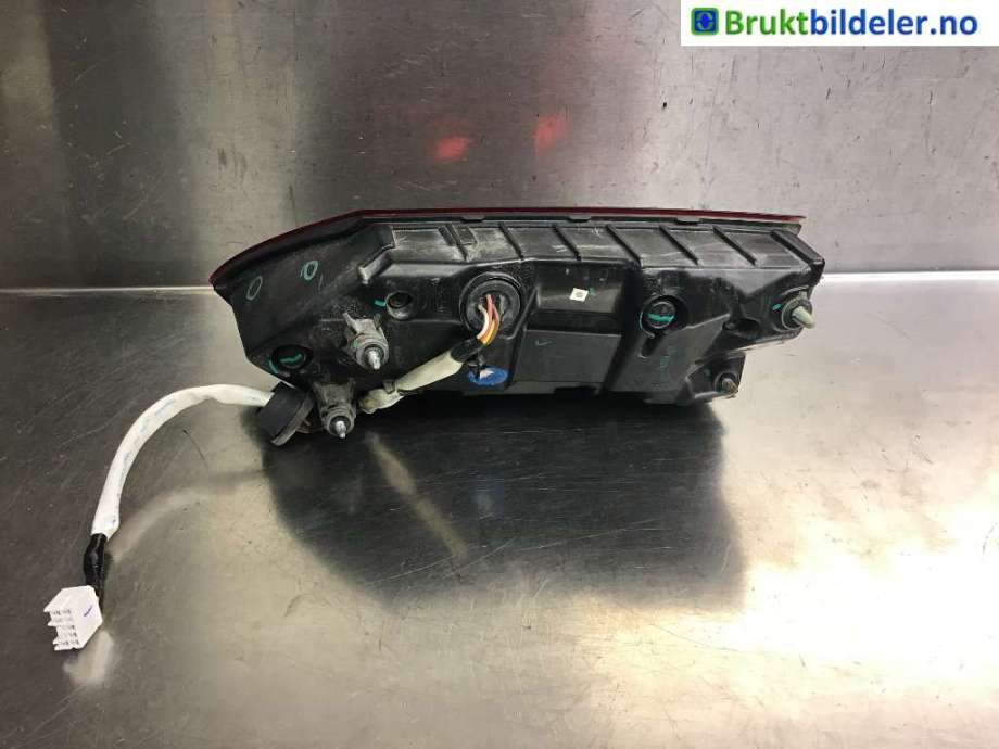 Baklykt venstre indre til XPeng G3 2021-->>  (XPENG|7305004DC1|)