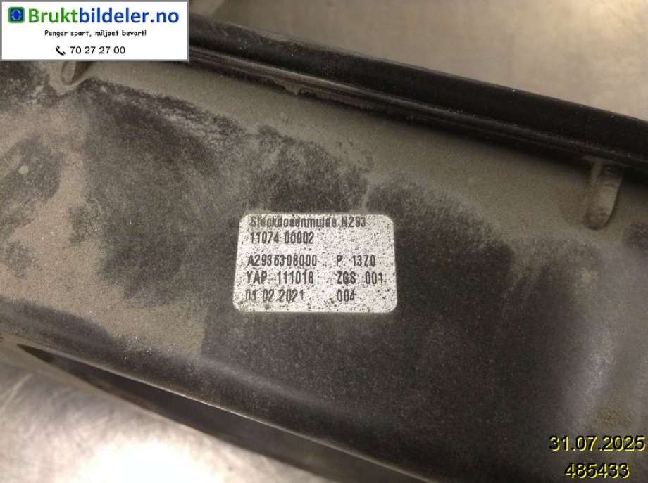 Batterilader inntak/luke til Mercedes EQC 2019-->>  (MERCEDES|A 293 630 80 00|)