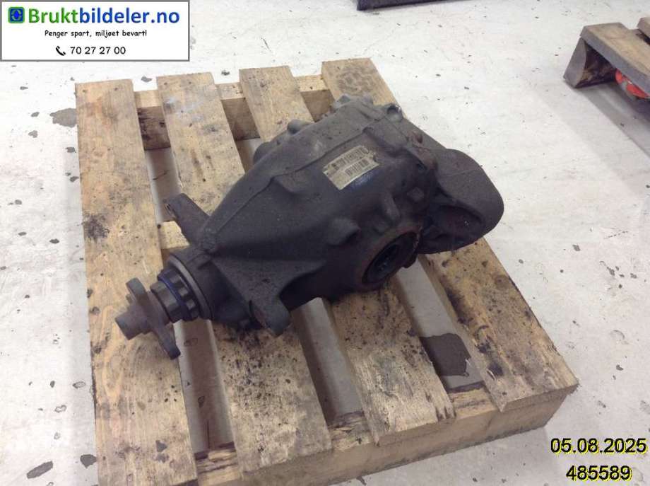 Kardang klokke bak til BMW 3-Serie, 2012-2018 (F30/F31/F34) (F30/F31/F34) (BMW|7605589-02)