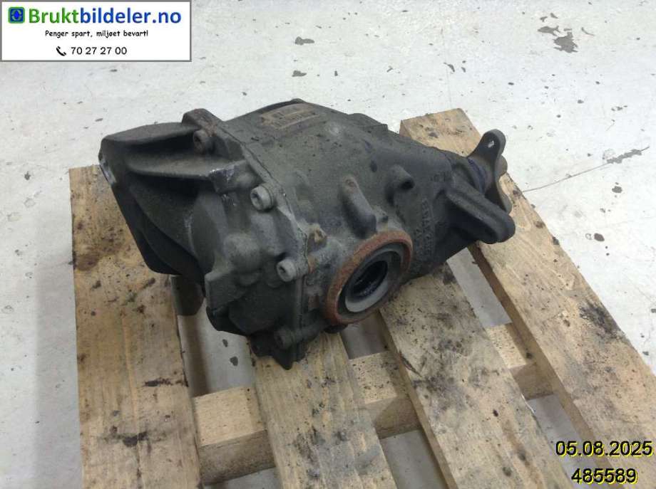 Kardang klokke bak til BMW 3-Serie 2012-2018 (F30/F31/F34) (F30/F31/F34) (BMW|7605589-02|E27091|)