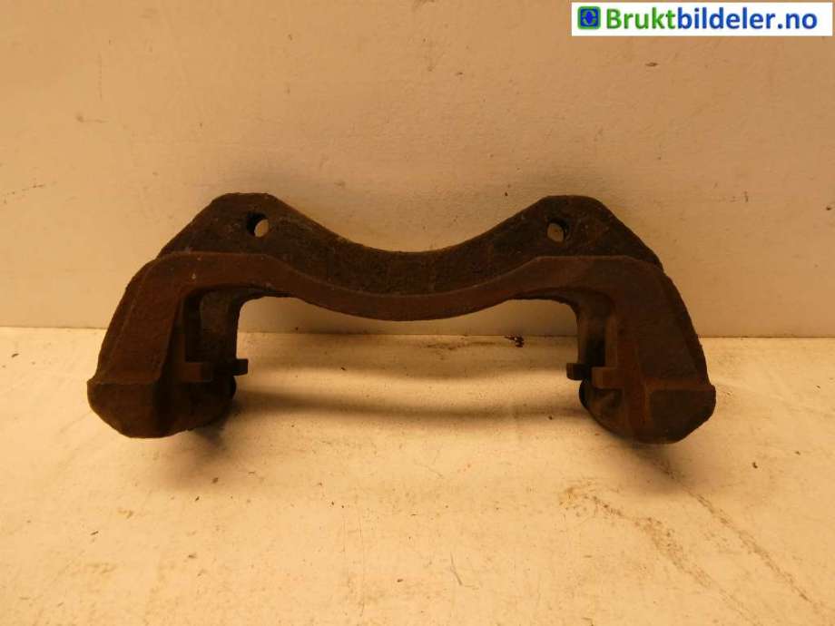 Bremsecaliper brakett til Mitsubishi Outlander 2007-2010 (Type II, Fase 1)  (MITSUBISHI|MR307282|)