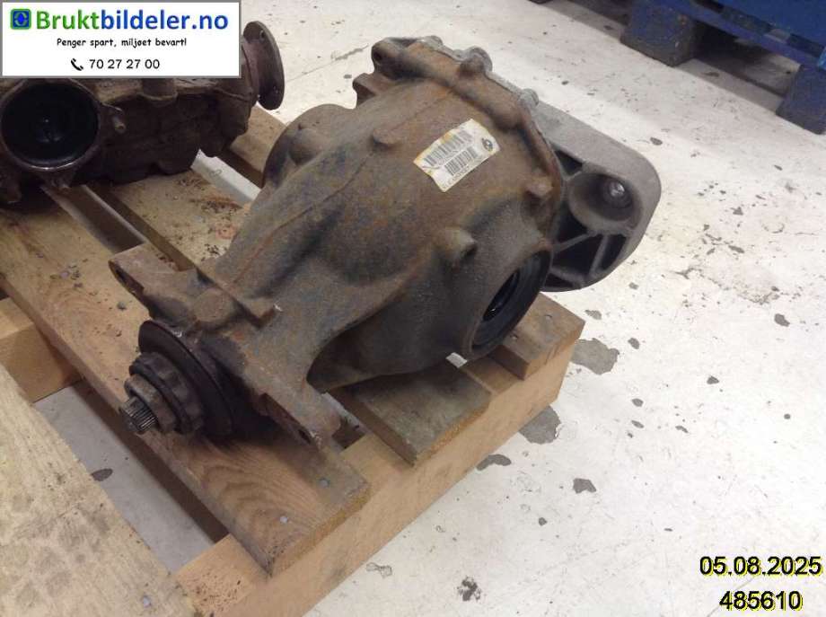 Kardang klokke bak til BMW X5 2007-2013 (E70) (E70) (BMW|7 590 913-04|EAX94Y|)