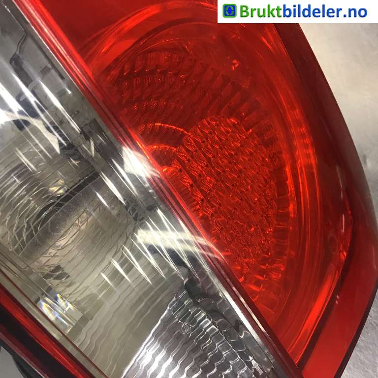 Baklykt høyre indre til VW Golf VI 2008-2012  (VOLKSWAGEN|5K0 945 094 F|89090386R|)