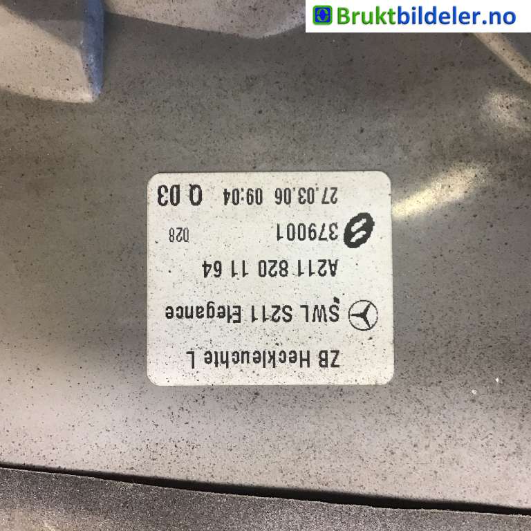 Baklykt venstre til Mercedes E-Klasse 2002-2006 (Fase 1) (W211) (W211) (MERCEDES|A 211 820 11 64|)