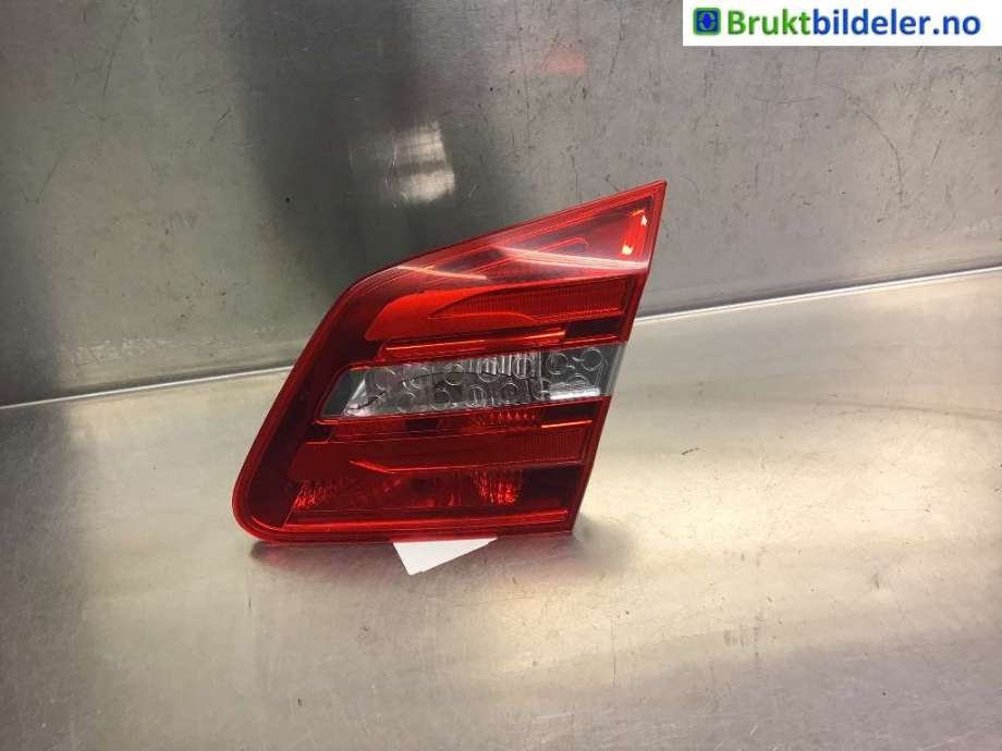Baklykt høyre indre til Mercedes B-Klasse 2011-2018 (W246) (W246) (MERCEDES|A2469066400|)