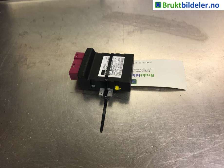 Styreenhet drivstoffpumpe til BMW 3-Serie 2012-2018 (F30/F31/F34) (F30/F31/F34) (BMW|16 14 7 371 832|)