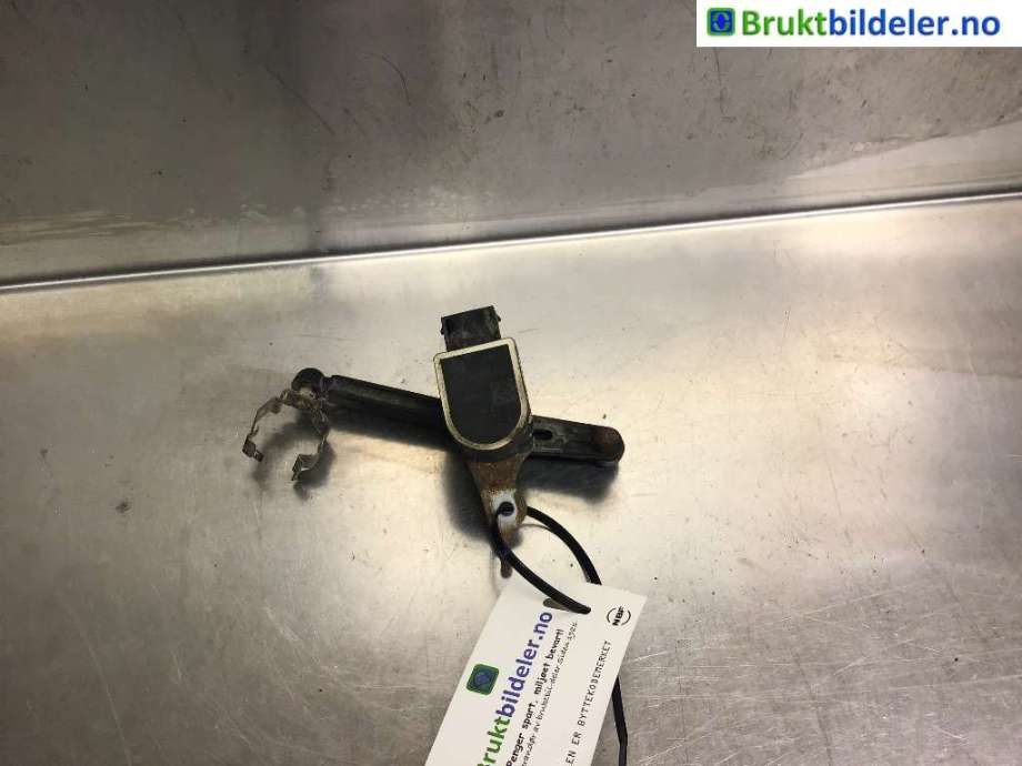 Sensor nivå til BMW 3-Serie 2012-2018 (F30/F31/F34) (F30/F31/F34) (BMW|37146860843|)