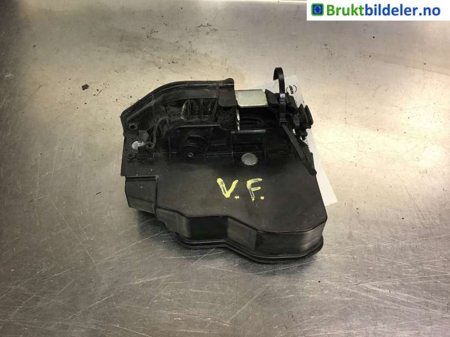 Låsekasse venstre foran til BMW 3-Serie, 2012-2018 (F30/F31/F34) (F30/F31/F34) (BMW|51217229461)