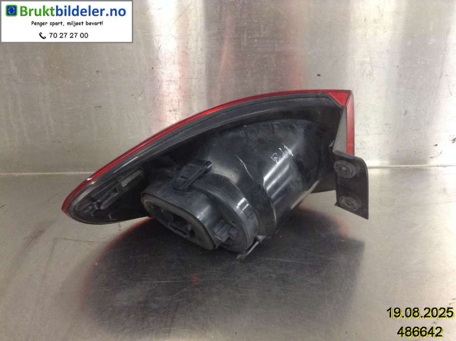 Baklykt høyre til VW Tiguan 2011-2016 (Type I, Fase 2)  (VOLKSWAGEN|5N0 945 096 H|)