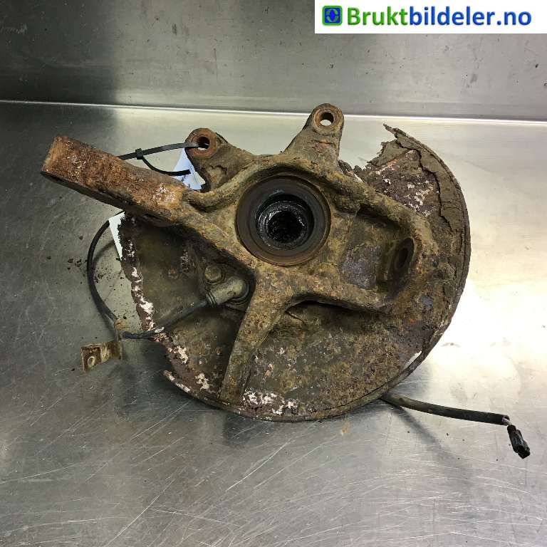 Hjulspindel høyre foran til Suzuki Grand Vitara 1998-2005 (Type II)  (SUZUKI|45111-65DV1|)