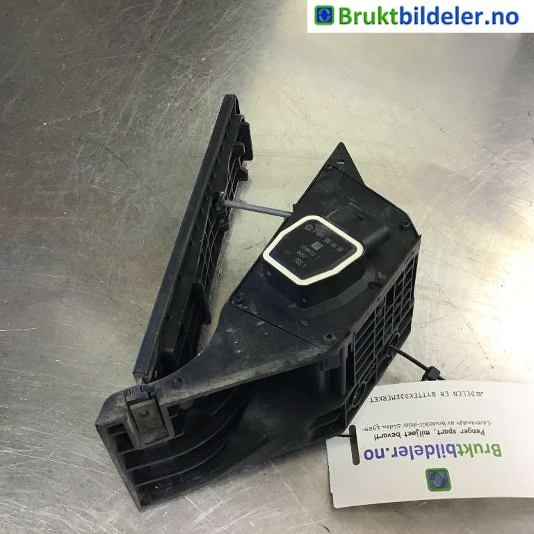 Pedal gass til Mercedes E-Klasse 2013-2016 (Fase 2) (W212) (W212) (MERCEDES|A 451 300 00 00|)