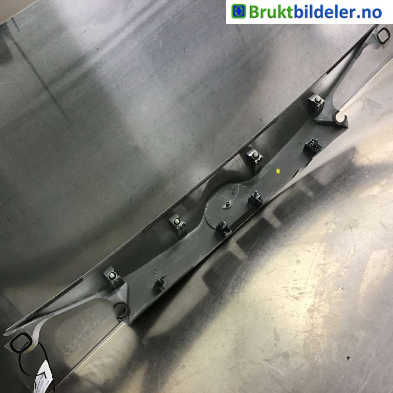 Grill til Toyota RAV4 2013-2015 (Type IV, Fase 1)  (TOYOTA|76801-42220|)