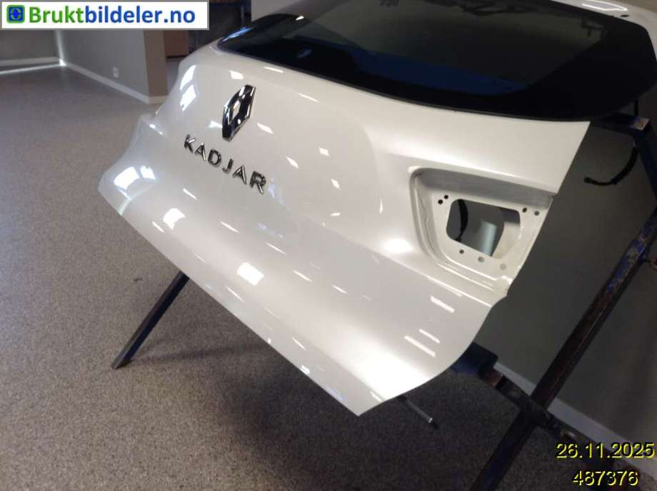 Bakluke til Renault Kadjar 2015-->> (RENAULT|901002847R|)