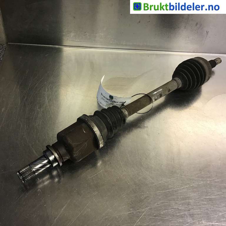 Drivaksel venstre foran til Renault Clio, 2006-2009 (Type III, Fase 1) (RENAULT|8200559377)