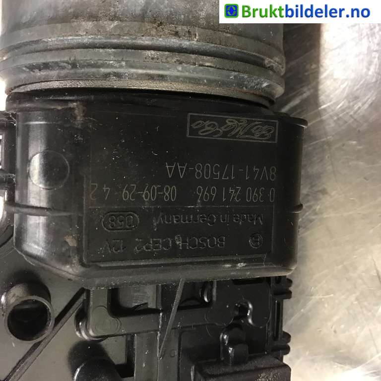 Viskermotor frontrute til Ford Kuga 2008-2012 (Type I)  (FORD|8V41-17508-AA|0 390 241 696|)