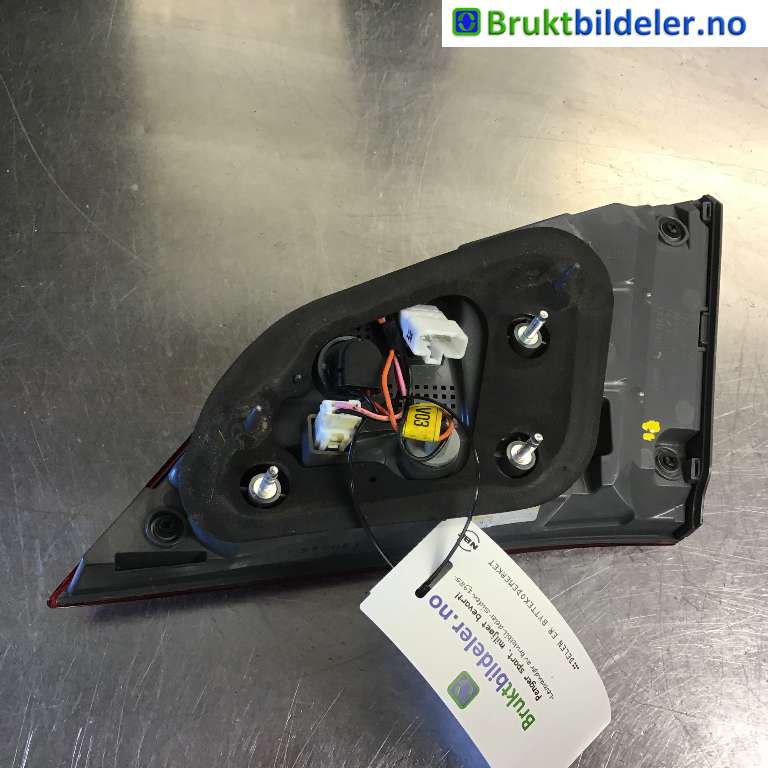 Baklykt venstre indre til Hyundai i40 2012-2017  (HYUNDAI|92403 3Z000|)
