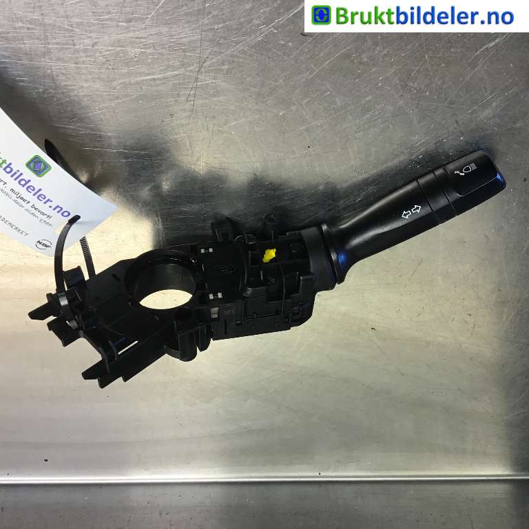 Bryter blink til Hyundai i40, 2012-2017  (HYUNDAI|934103Z000)