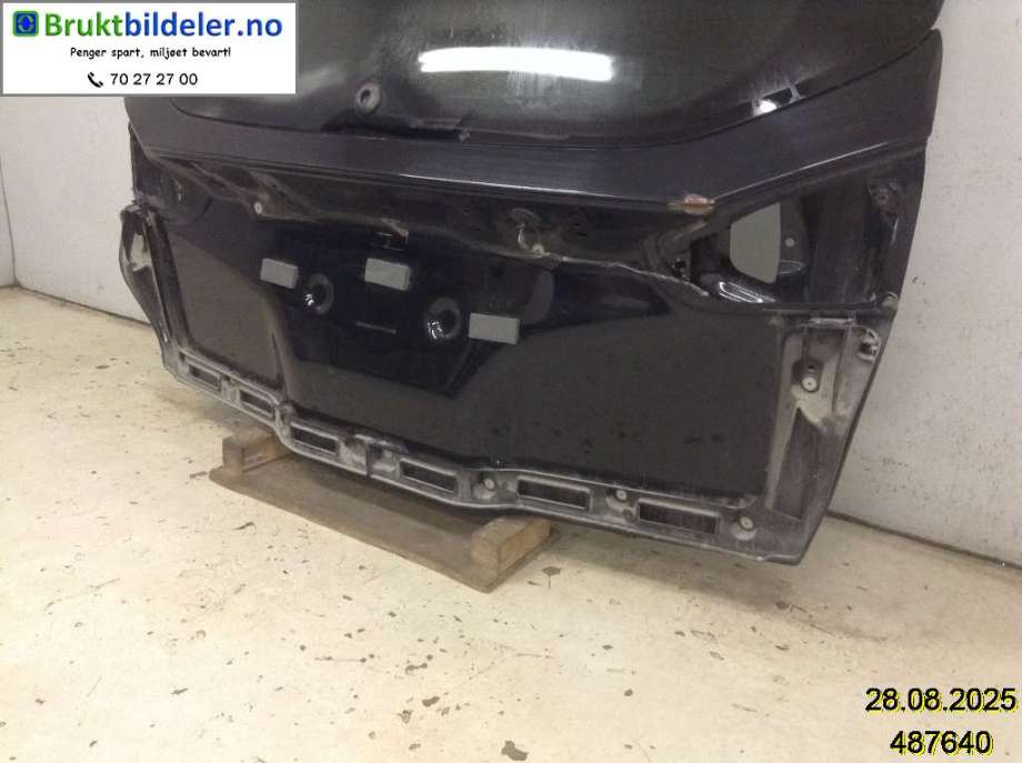 Bakluke til Ford Focus 2011-2014 (Type III, Fase 1)  (FORD|1834446|)
