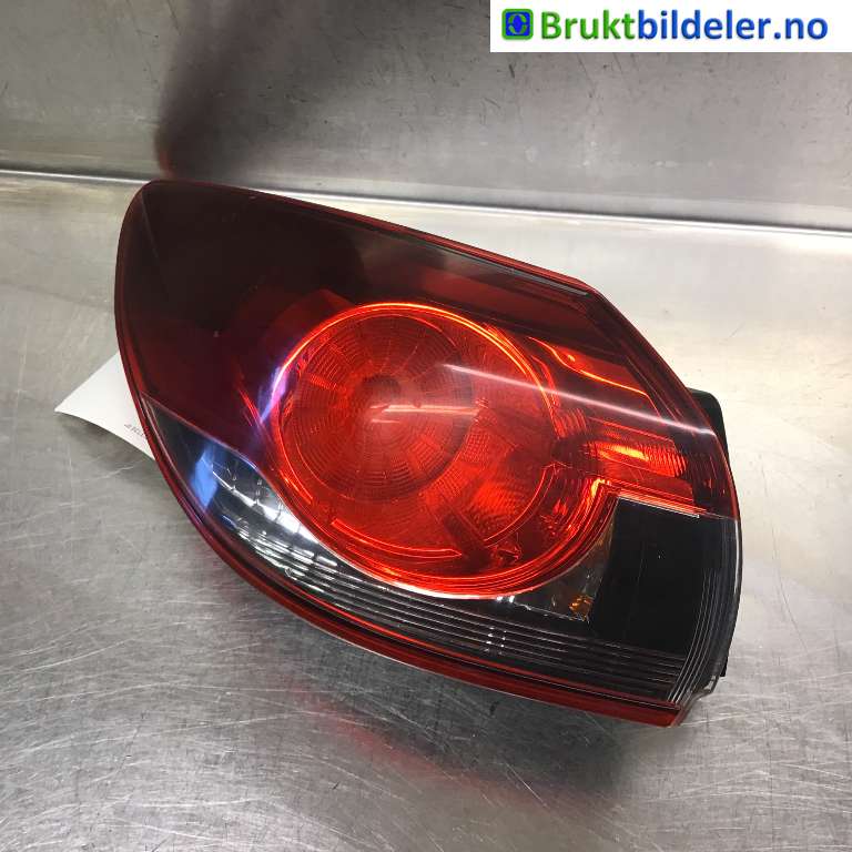 Baklykt venstre til Mazda 6, 2013-2015 (Type III, Fase 1)  (MAZDA|GHP9-51-160A)