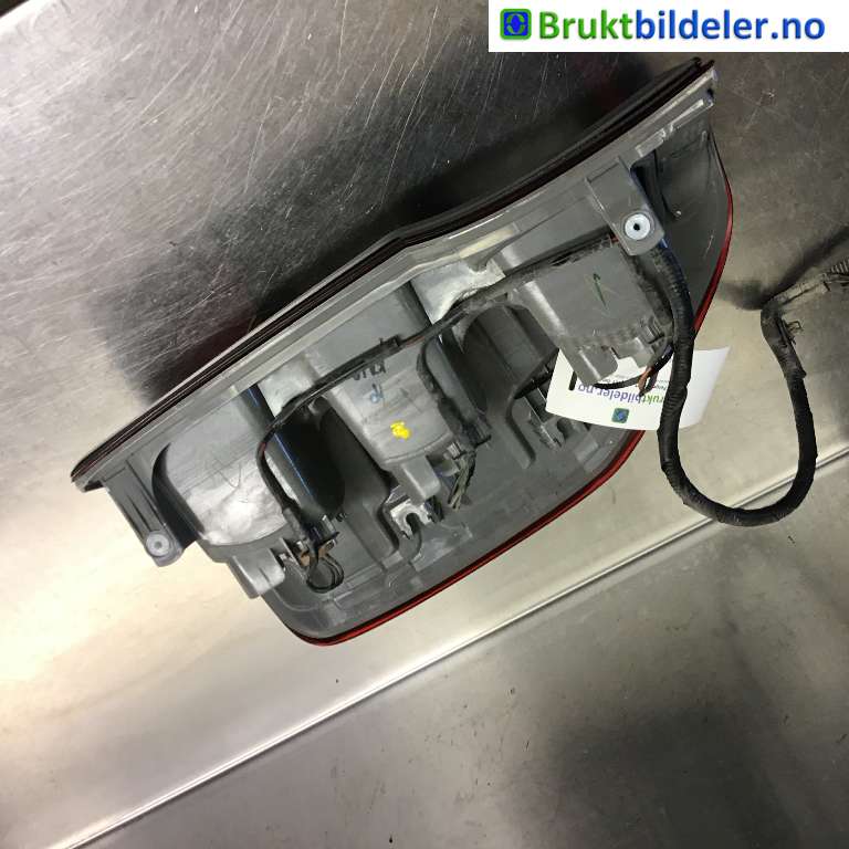 Baklykt venstre til Ford Ranger / Ranger Raptor 2015-2022  (FORD|JB3B-13405-FA|)