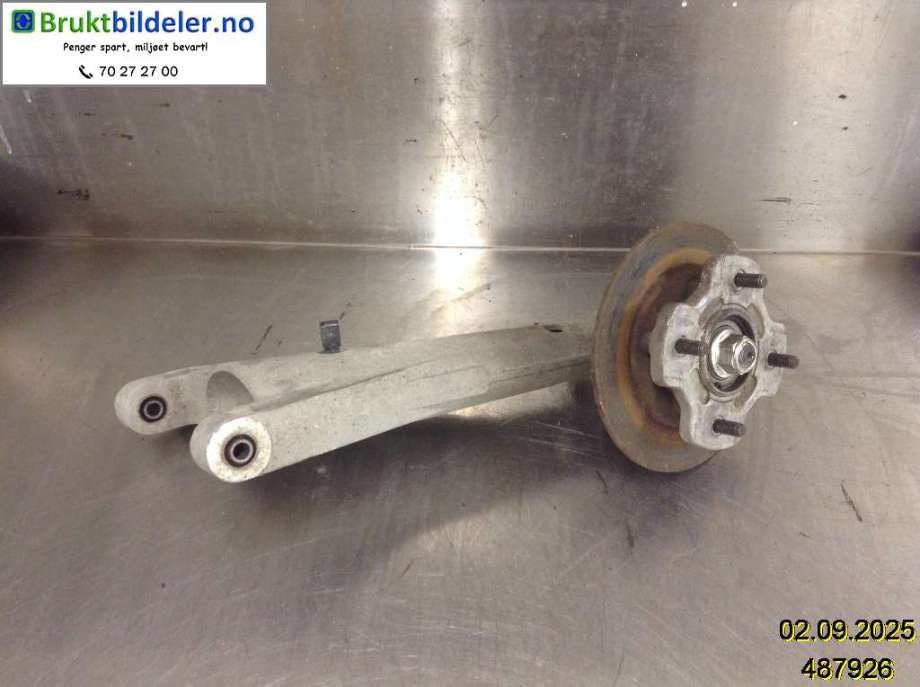 Hjulspindel venstre bak til Mopedbil Ligier JS60, 0-->>  (LIGIER JS60|)