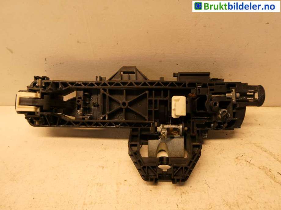 Dørhåndtak utv høyre bak til Mercedes GLK 2008-2015 (X204) (X204) (MERCEDES|A 204 760 12 34||A 204 760 02 70)
