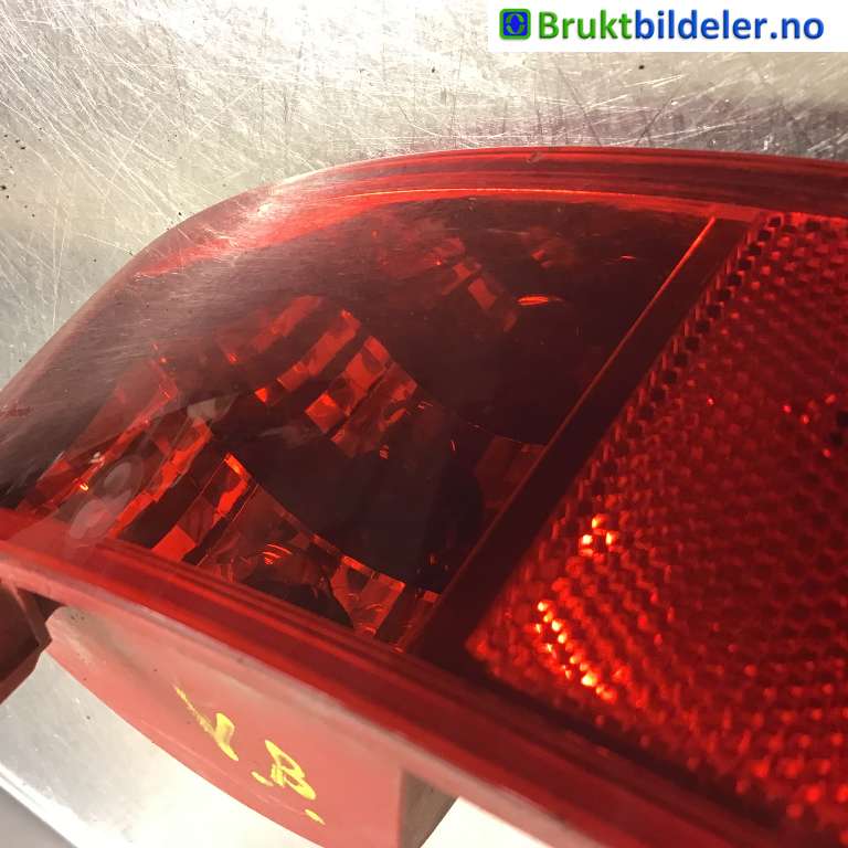 Baklykt fra støtfanger til Peugeot 3008 2009-2016 (Type I)  (PEUGEOT|9685463380|)
