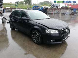 Dør høyre foran til Audi A3, 2009-2012 (Type II, Fase 2)  (AUDI|)