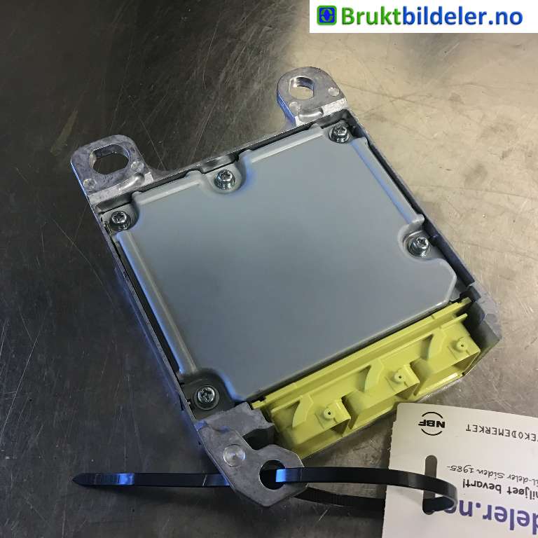 Airbag elektronikk til Toyota bZ4X 2022-->>  (TOYOTA|8917042E00|151100-6630|81663A00XQQ)
