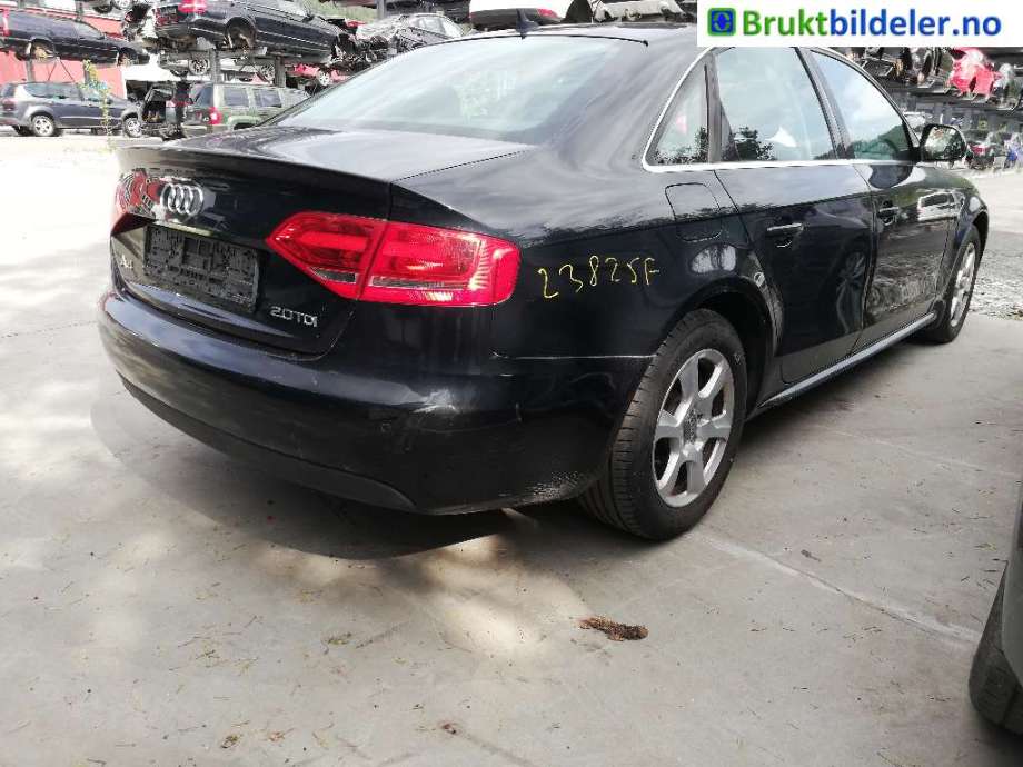 Dør høyre foran til Audi A4, 2007-2014 (Type IV) (B8) (B8) (AUDI|)