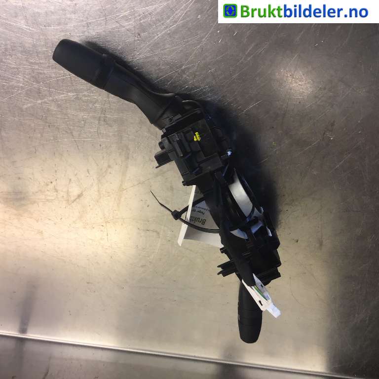 Bryter combi til Toyota bZ4X 2022-->>  (TOYOTA|84319-11010|)