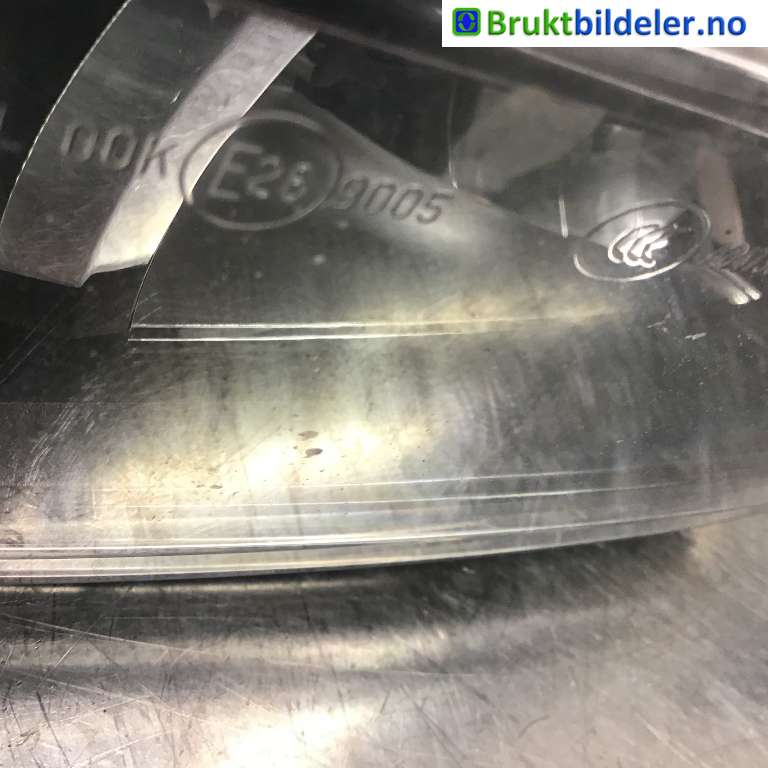 Tåkelykt høyre foran til VW Sharan 2010-->> (Type II)  (VOLKSWAGEN|7N0 941 700|)