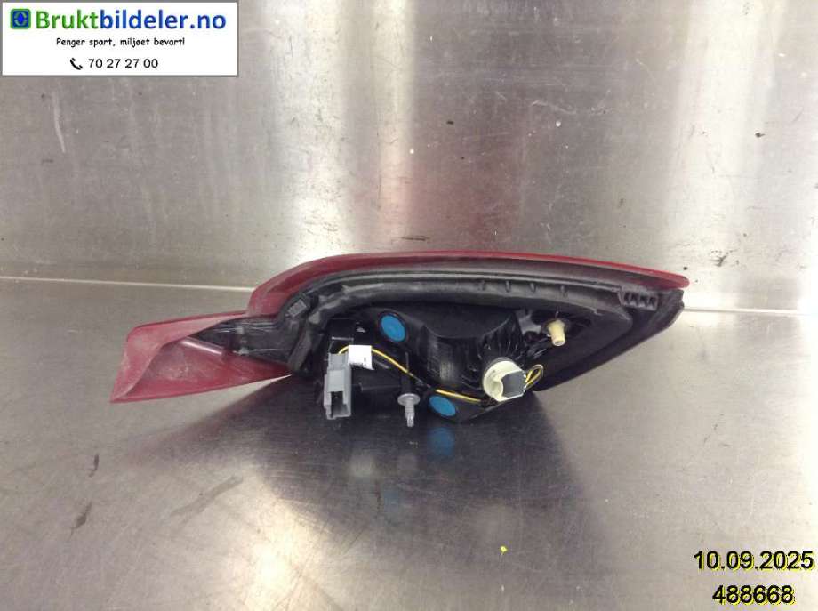 Baklykt venstre indre til Ford Fiesta 2017-->> (Type VII)  (FORD|H1BB-13A603-AG|2527143|)