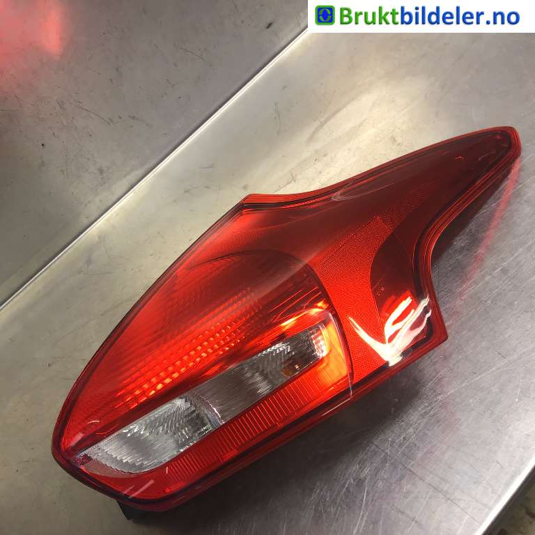 Baklykt høyre til Ford Focus, 2014-2018 (Type III, Fase 2) (FORD|F1EB-13404CF)