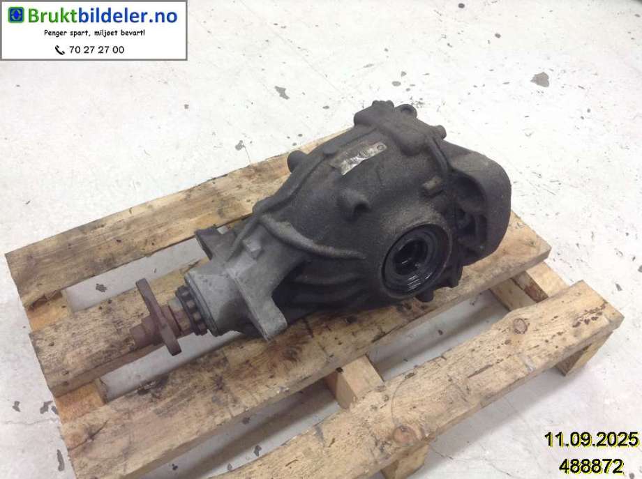 Kardang klokke bak til BMW 5-Serie, 2010-2017 (F10/F11) (F10/F11) (BMW|7630824-01)