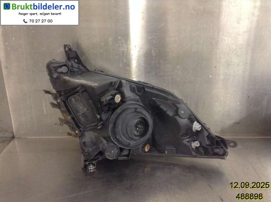 Frontlykt høyre halogen til Toyota Prius 2004-2009 (Type II) (COMBI) (COMBI) (TOYOTA|8113047181|)