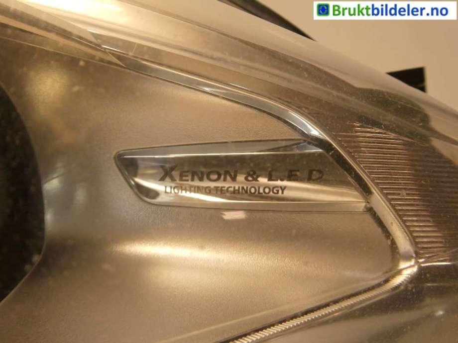 Frontlykt høyre halogen til Peugeot 508 2011-2014 (Type I, Fase 1)  (PEUGEOT|6206 W5||9687580580)