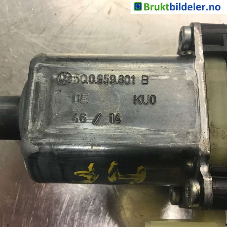 Ruteheis høyre foran til Audi A3 2012-2016 (Type III, Fase 1)  (AUDI|5Q0 959 801 B|0 130 822 717|S850 202 099)